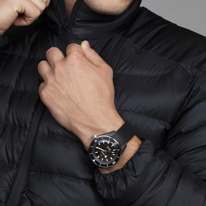 RADO CAPTAIN COOK HIGH TEACH CERAMIC (SILVER BLACK) - Image 3