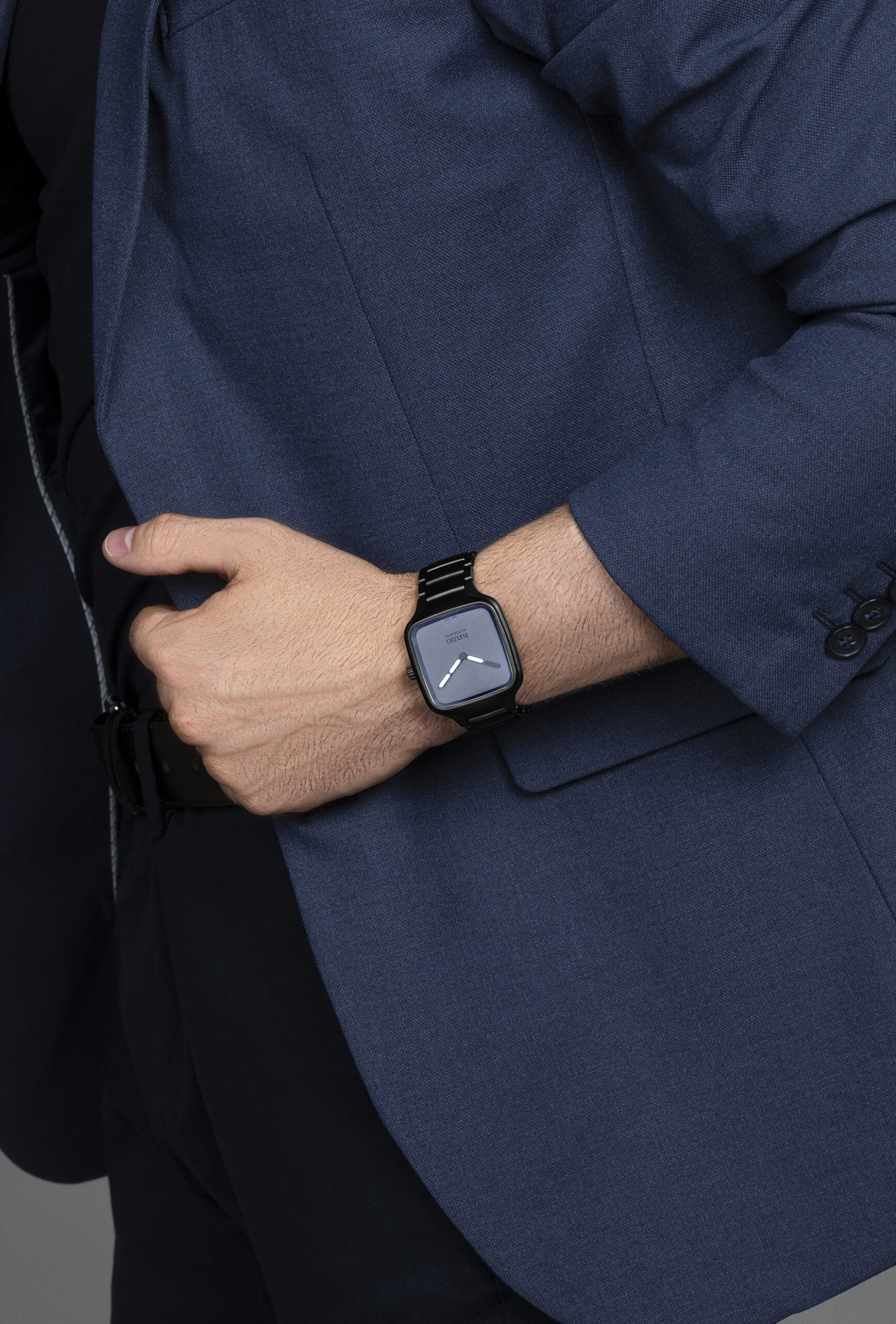 RADO TRUE SQUARE (FULL BLACK) - Image 5